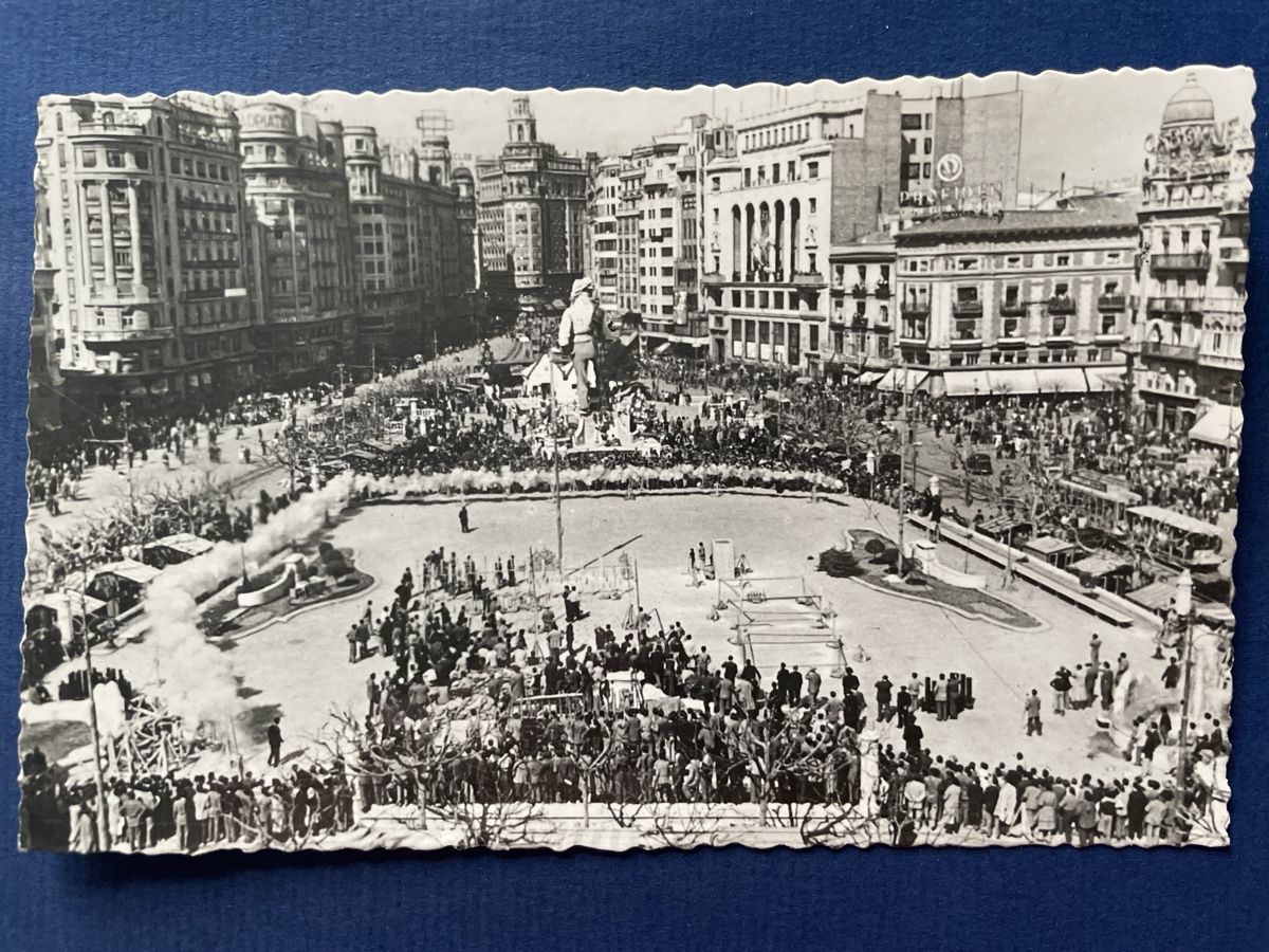 Cartoline postali: Alte Ansichtskarte Valencia Spanien, Plaza del Caudillo – Usato da Neuhausen am Rheinfall venduto da Arielle55