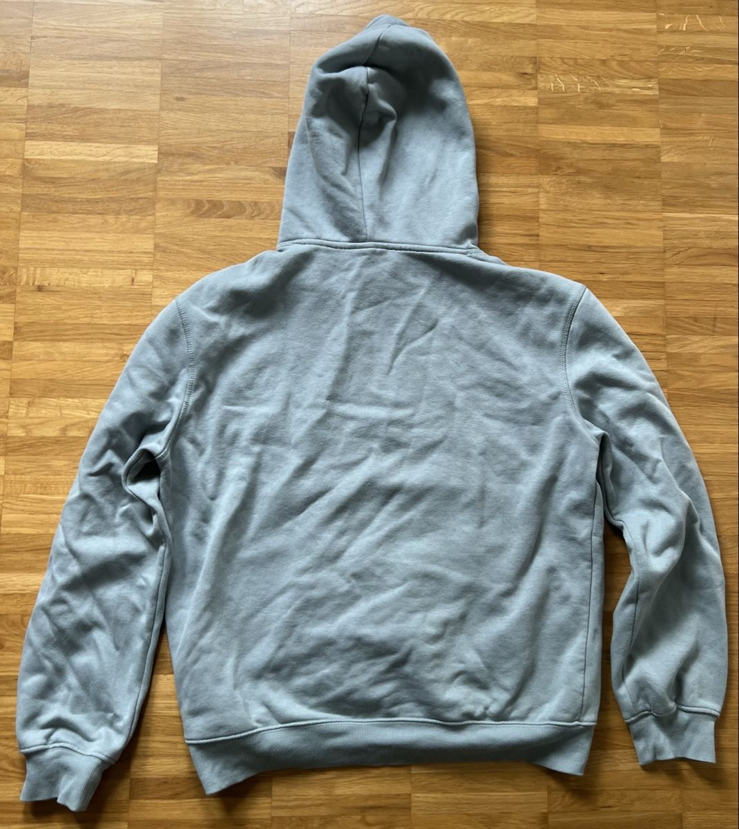 H&M Pullover & Sweatshirts: Kapuzenpulli – Gebraucht aus Weiach von deb_7zrg 1