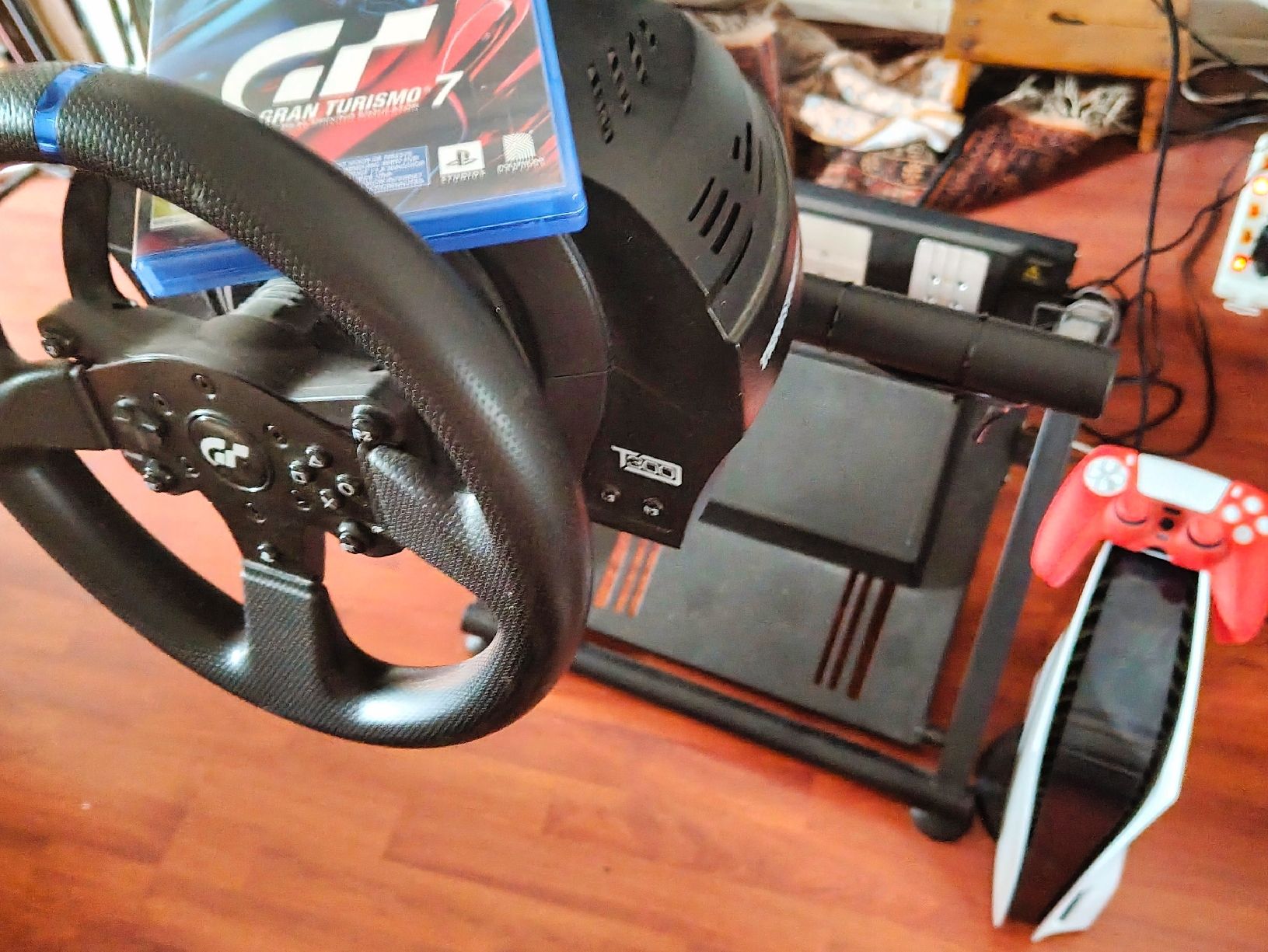 Sony Konsolen: ps5 mit Controller + THRUSTMASTER T300 RS GT+ GT7 – Neu (gemäss Beschreibung) aus olten von Helpich