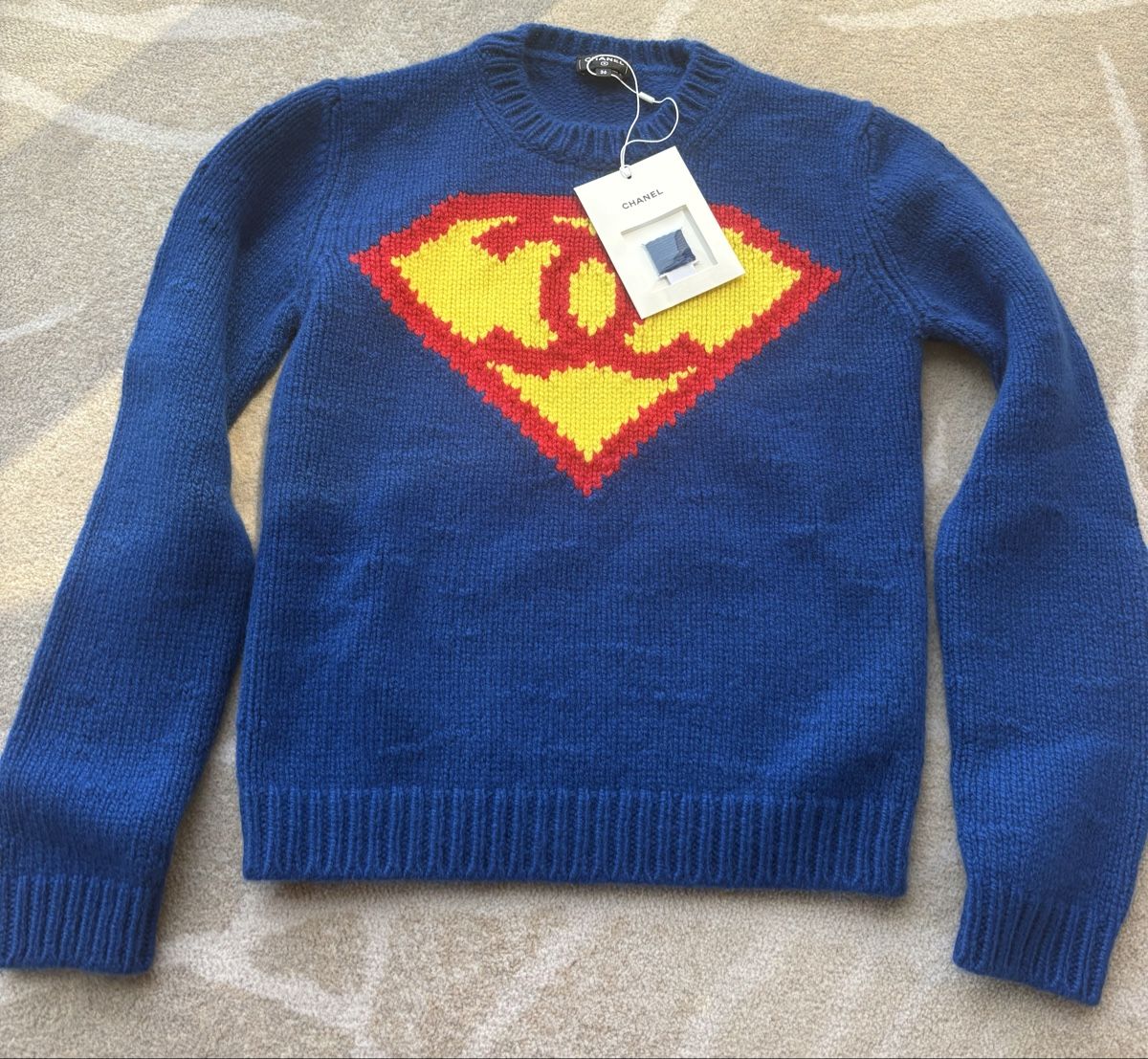 Chanel Pullover & Sweatshirts: Chanel superman sweater 36 neu – Neu und originalverpackt aus Kilchberg ZH von cruella 1