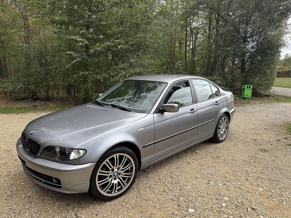 Autos: BMW 320i Facelift Limousine E46 – Gebraucht aus Hunzenschwil von asm_v9dj