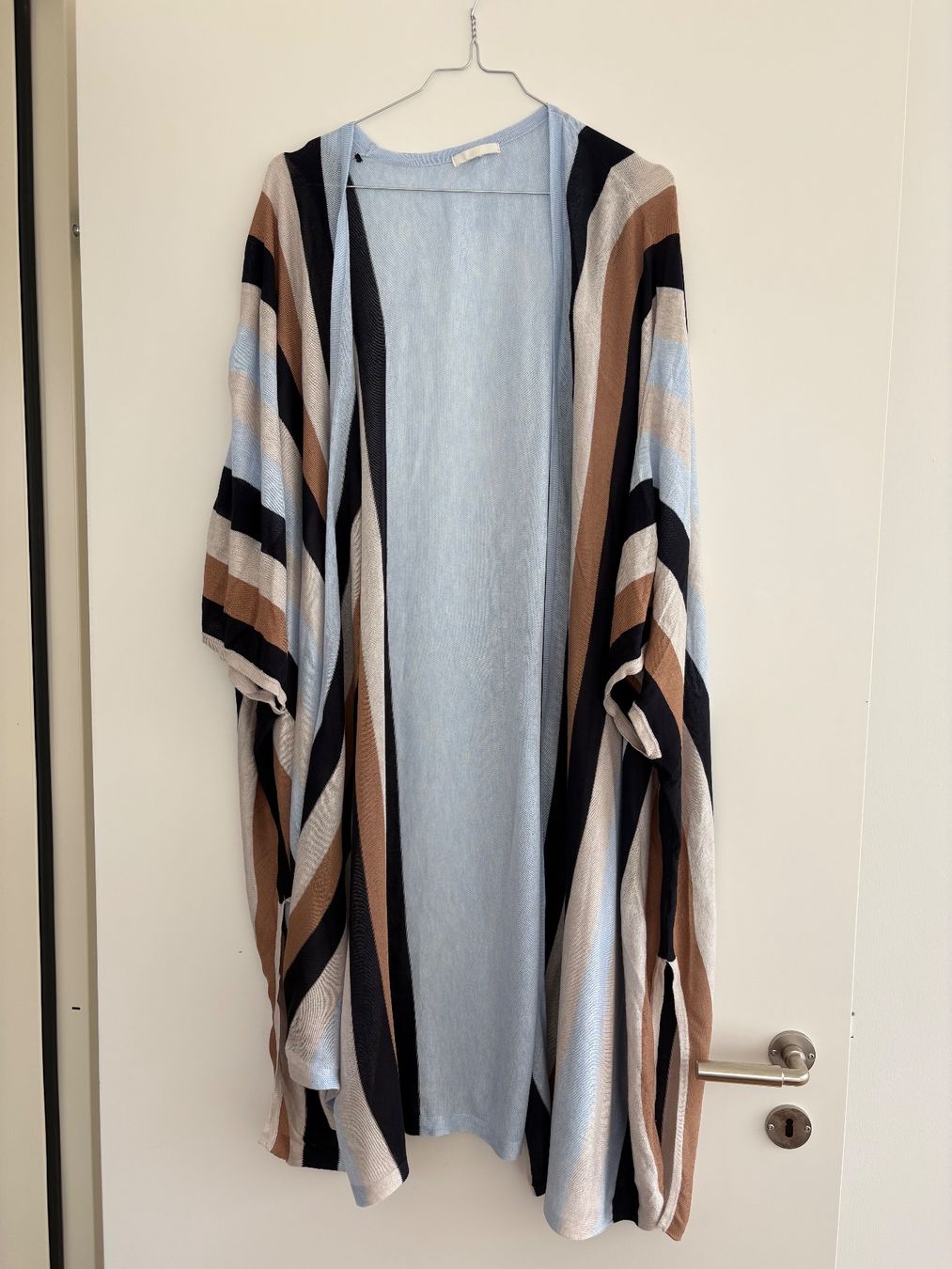 H&M Gilets & Westen: Cardigan rayé H&M taille unique – Gebraucht aus Zürich von mcotti01 4