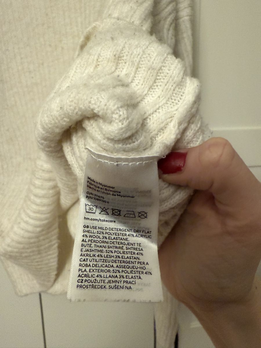 H&M Maglioni & Felpe: Rollkragen Strickpullover weiss Grösse S – Usato da Mörschwil venduto da Seegurke18 2