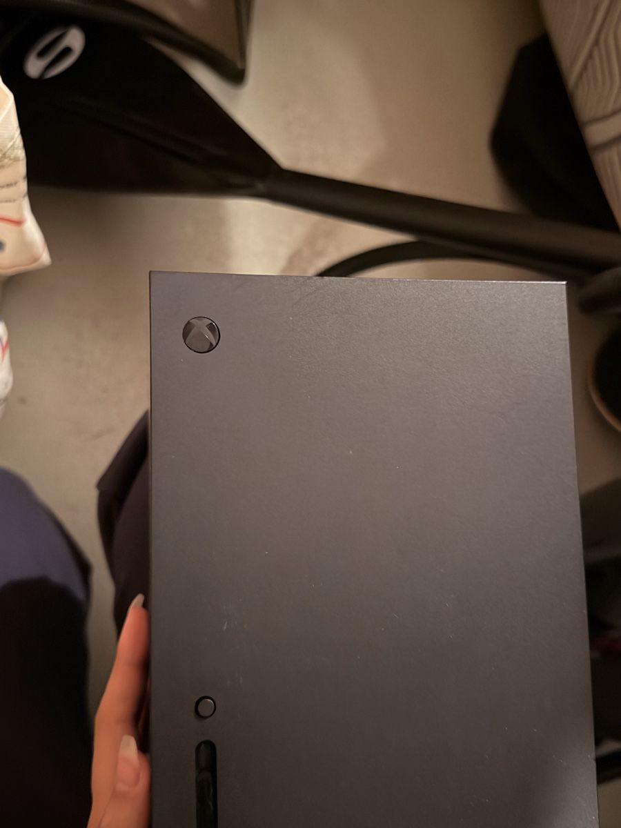 Microsoft Konsolen: Xbox Series X Konsole – Gebraucht aus Altendorf von Selenay 4