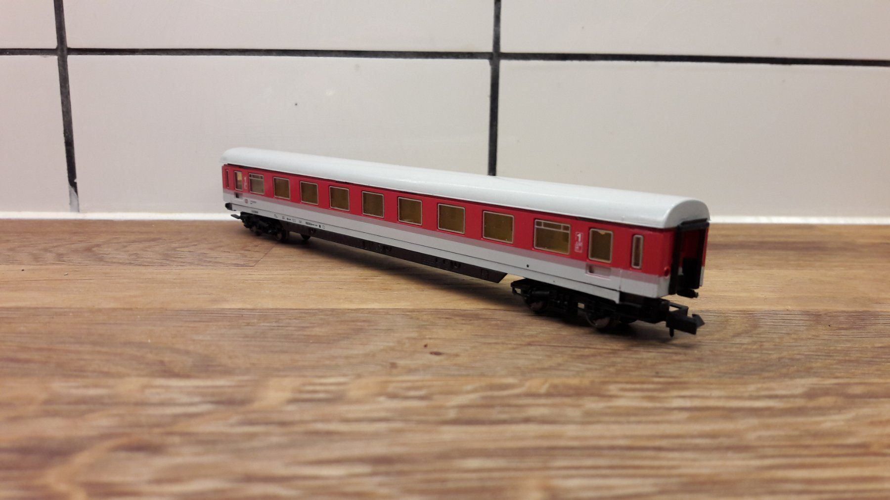 Arnold Modellini di ferrovie: Arnold N : DB voiture 1ère classe  "Amz" – Usato da Buttes venduto da Cafe2005 5