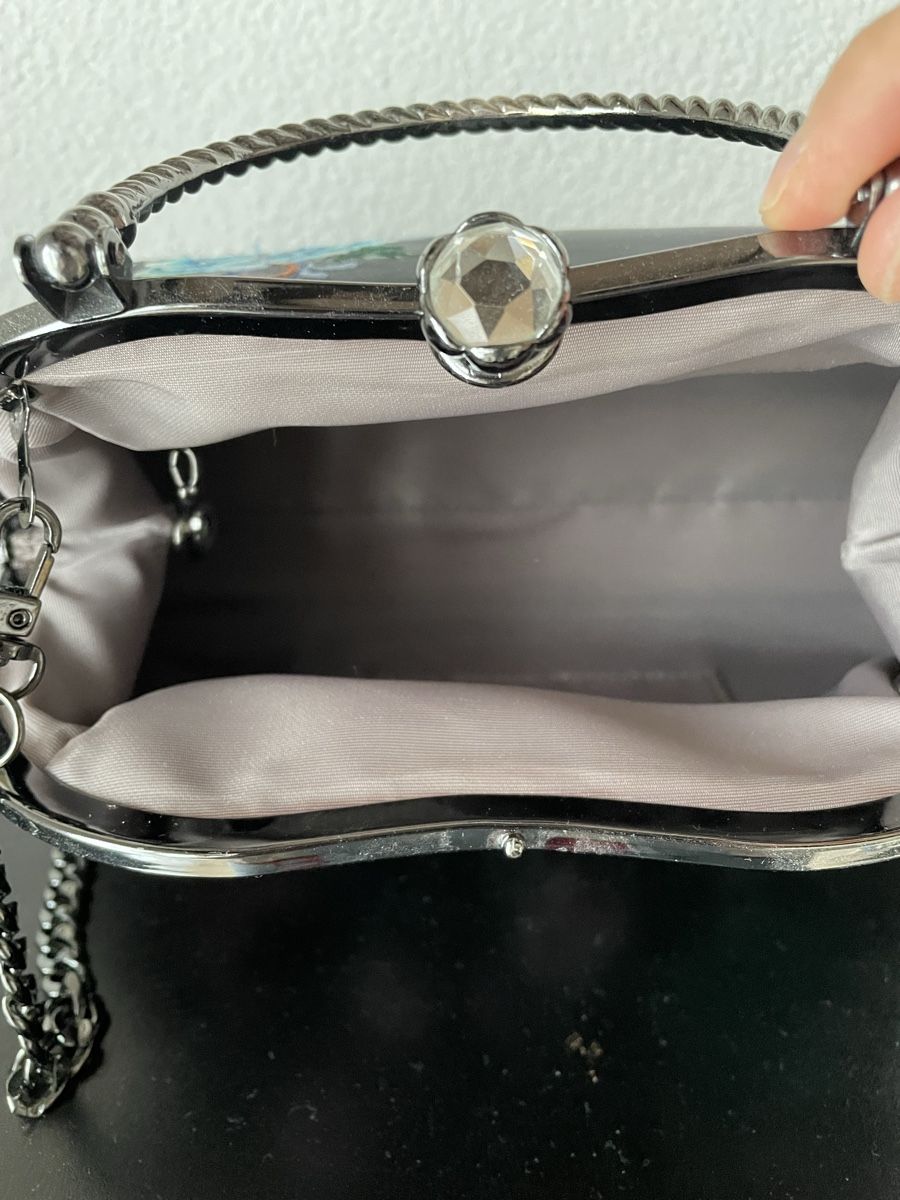 Borse da donna: Wunderschöne Tasche mit Stickerei – Usato da Männedorf venduto da verginrosa 4