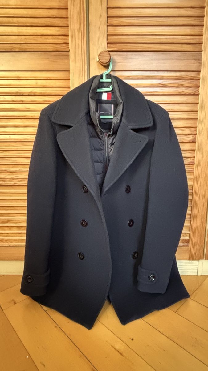 Tommy Hilfiger Cappotti: Tommy Hilfiger pea coat dark blue size M – Usato da Carouge GE venduto da David_1899