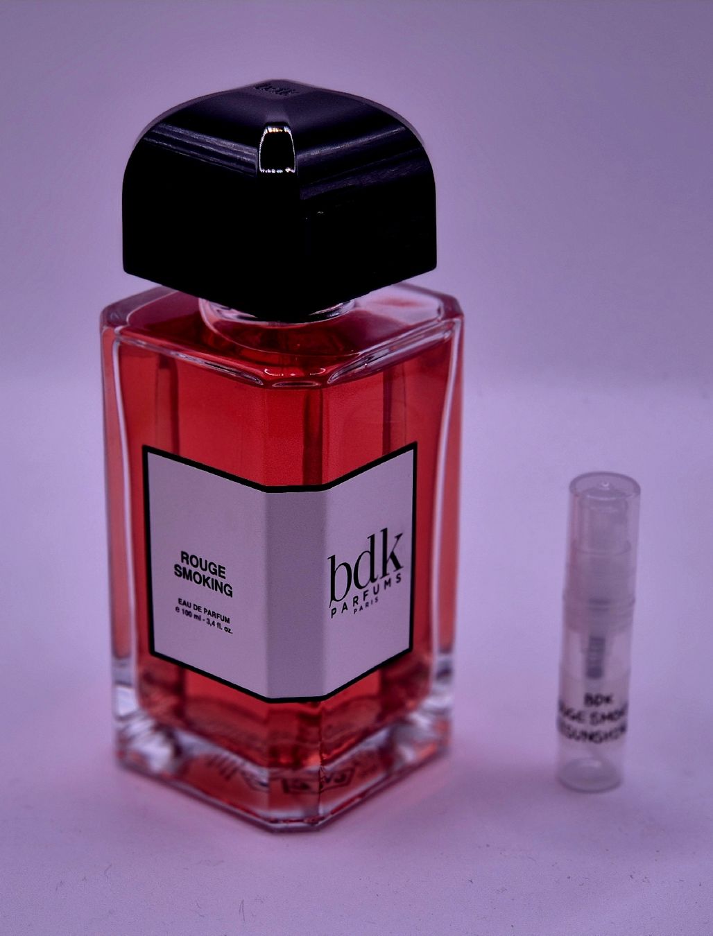 Profumi & Eau de Toilette: 2 ml ROUGE SMOKING BDK ABFÜLLUNG – Nuovo (secondo la descrizione) da St. Gallen venduto da CaliSunshine