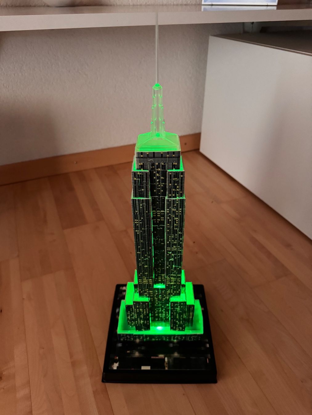 Puzzle: Empire State Building 3D Puzzle mit Beleuchtung – Usato da Gerlafingen venduto da Aebu85 3