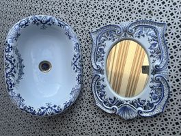 Antikes Waschbecken und antiker Spiegel im Set zu verkaufen