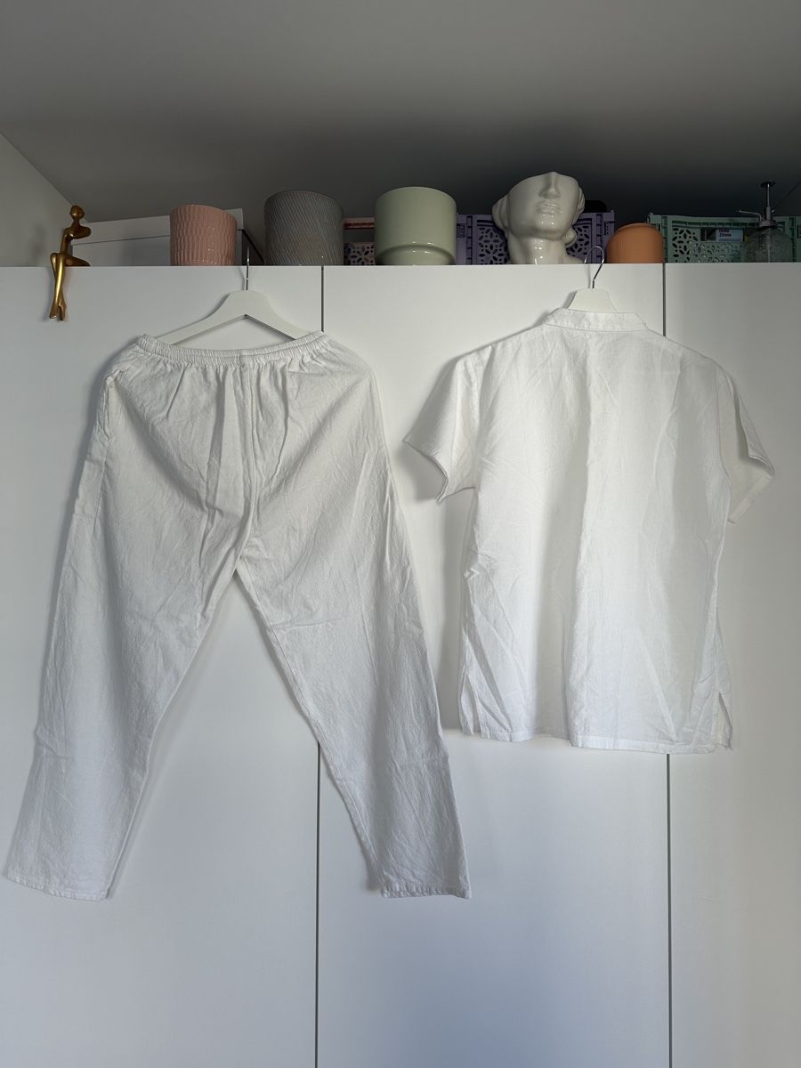 Lots de vêtements: Meditationskleider – D'occasion à Zürich par Luzern033 1