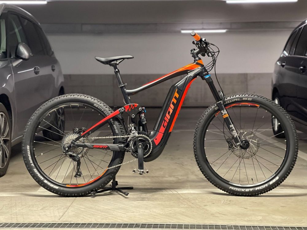 2018 giant full e  pro 1