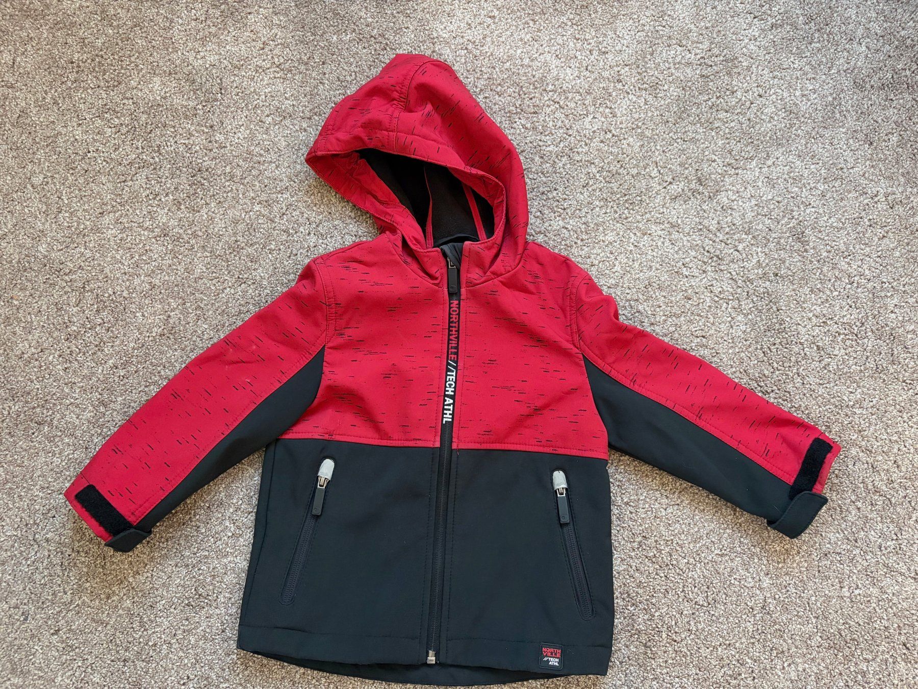 C&A Vestes & Manteaux: Softshell-Jacke - Grösse 92 – D'occasion à Grüt (Gossau ZH) par javelin00