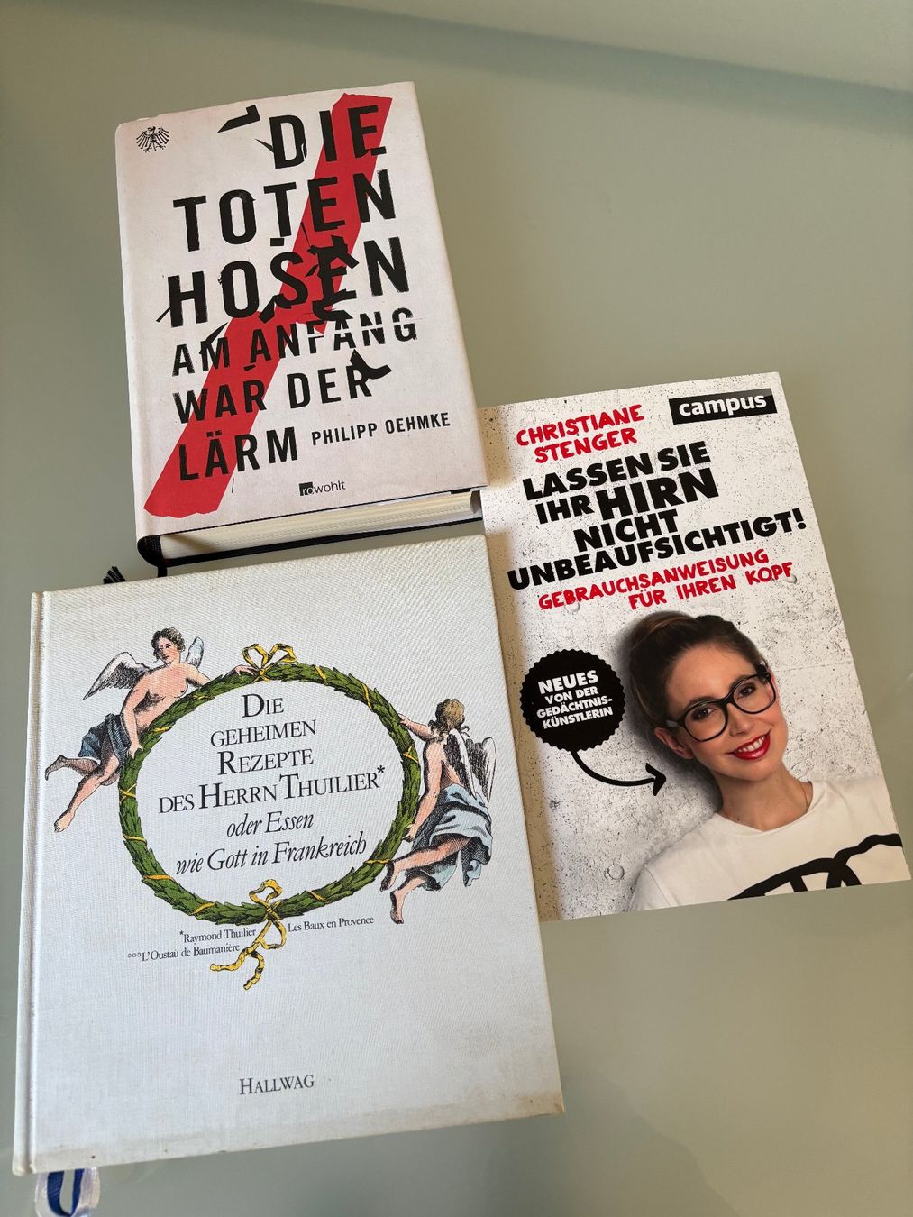 Libri: 3 verschiedene Bücher – Usato da Jegenstorf venduto da Hibiscus11