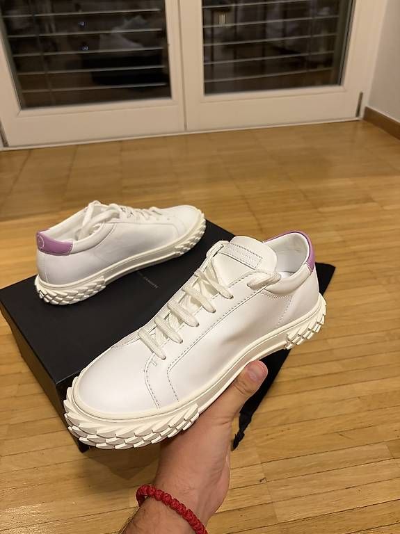 Scarpe da donna: Guiseppe Zanotti Sneaker weiss – Usato da Herisau venduto da ogkosta 2