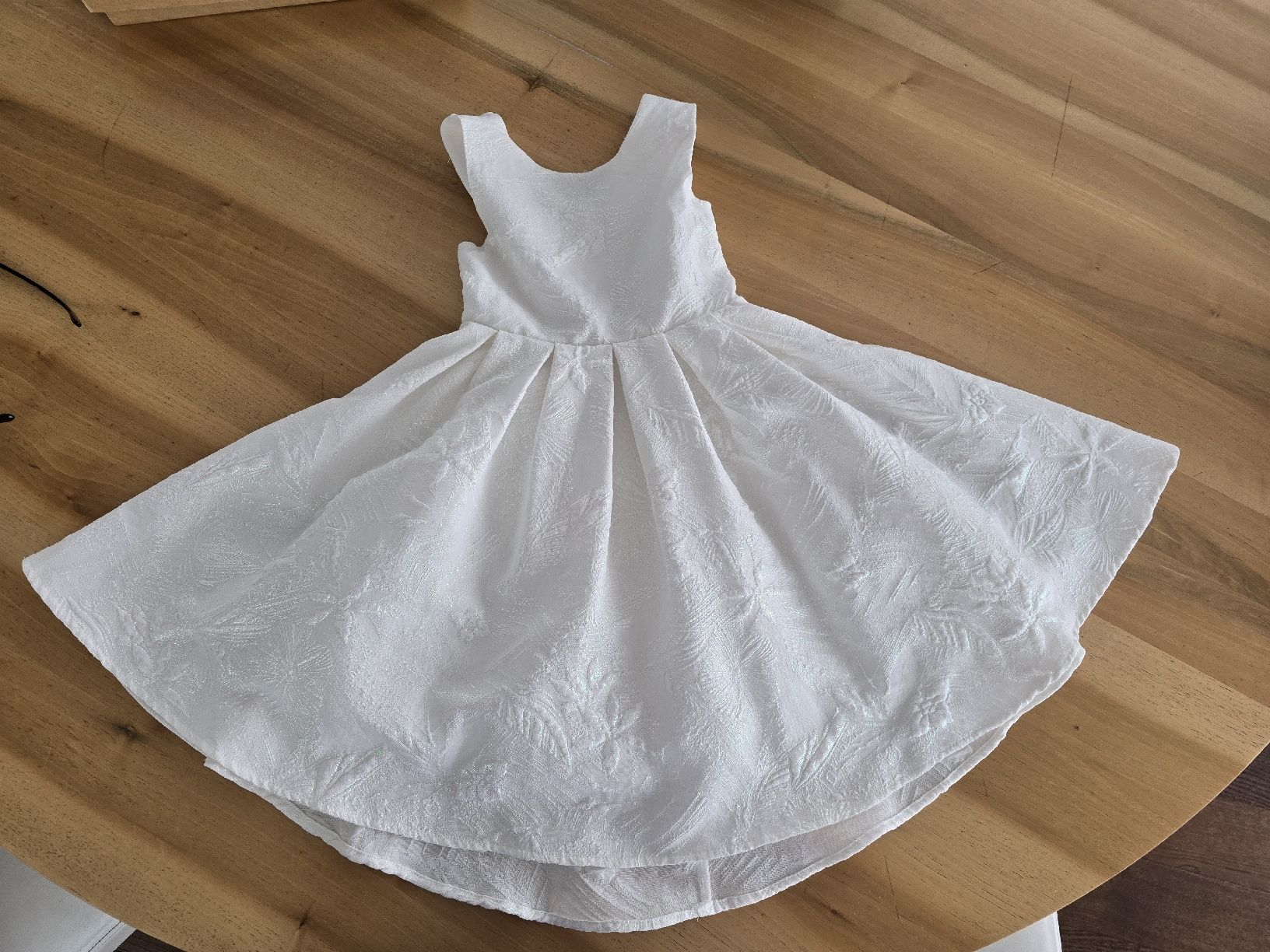 Mango Vestiti & Gonne: Mango Cocktailkleid für Mädchen, Gr.110 – Nuovo (secondo la descrizione) da Rorschacherberg venduto da Olgamedved