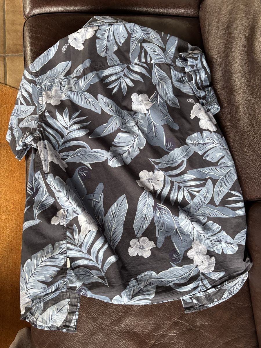 Camicie: Chemise manche courte  – Usato da La Sarraz venduto da unknown566 1