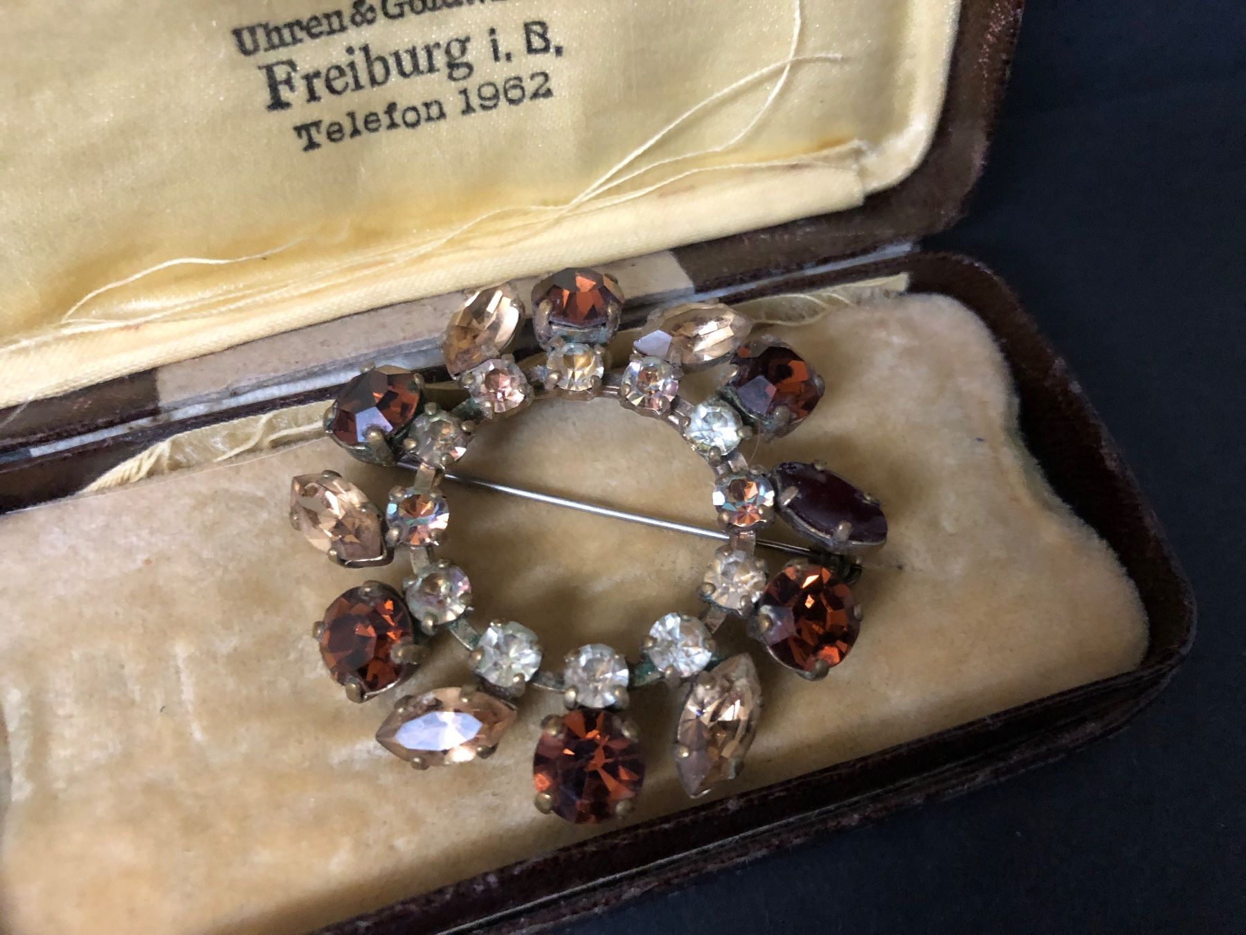 Gablonzer Spille & Fermagli: Vintage Brosche – Usato da Spiegel b. Bern venduto da Rogger72