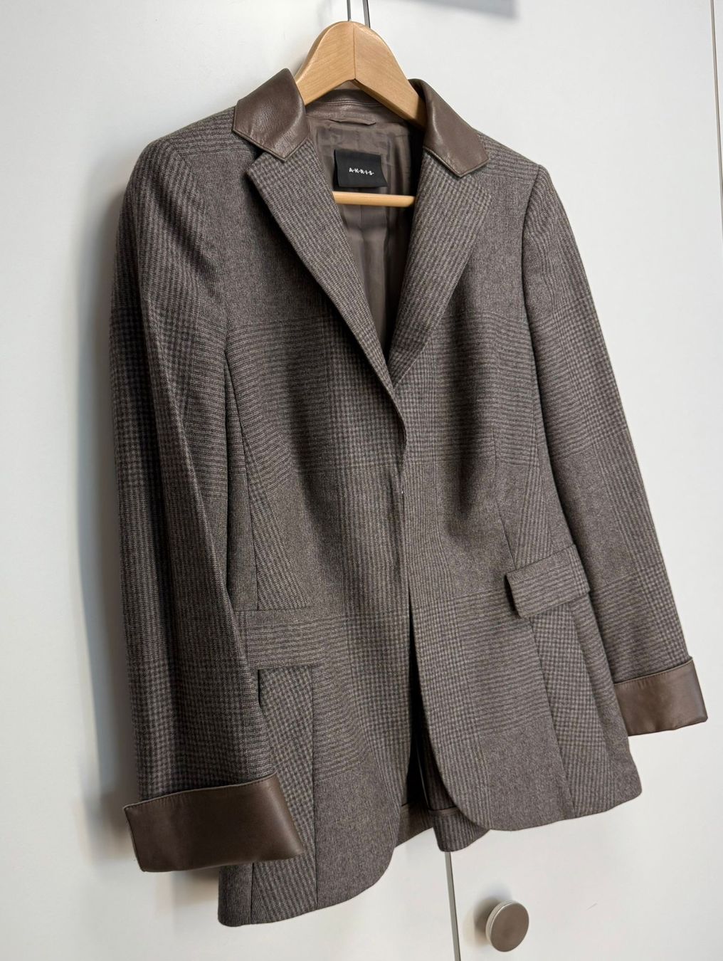 Akris Giacche: Akris Blazer Damen Gr. 42 - 100% Wolle – Nuovo (secondo la descrizione) da Frauenfeld venduto da LIL_NA 1
