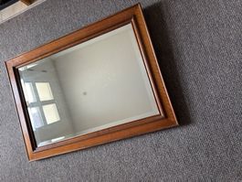 Antiker Wandspiegel im Holzrahmen 82 x 59 cm