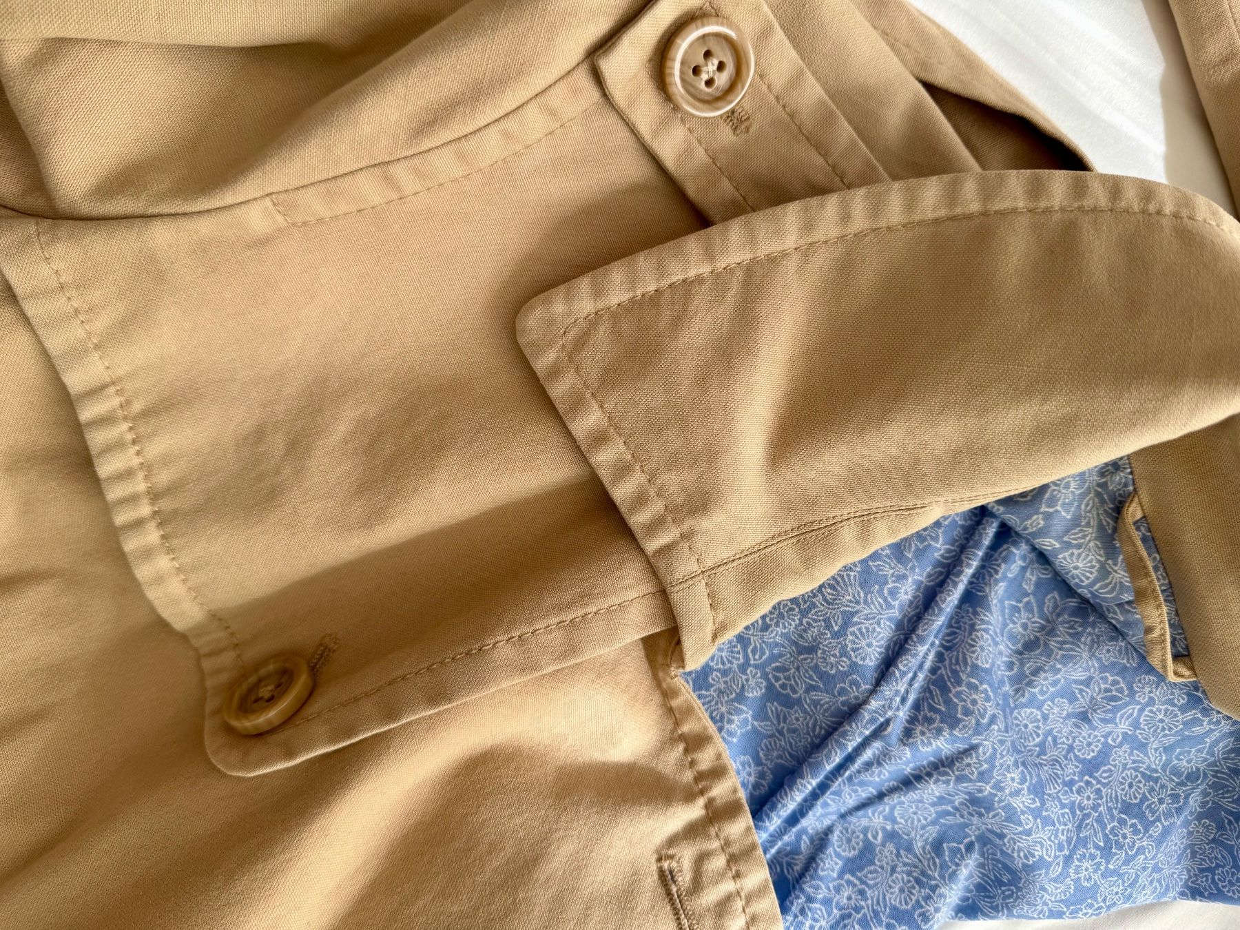 Gap Cappotti: GAP Trenchcoat retro, Gr. 40 – Usato da Männedorf venduto da Olumio 7
