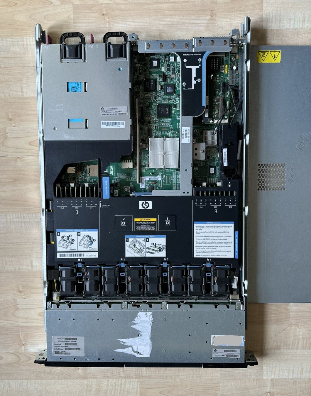 Hewlett Packard Server: HP ProLiant DL360 G7 Server – Usato da Steffisburg venduto da SuperTech1