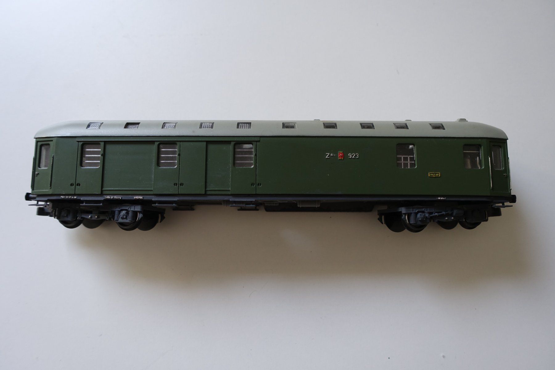 Kleinbahn Modellini di ferrovie: KLEINBAHN No. 383 Schweizer Bahnpostwagen Z4 – Usato da Wallbach venduto da Sarrows