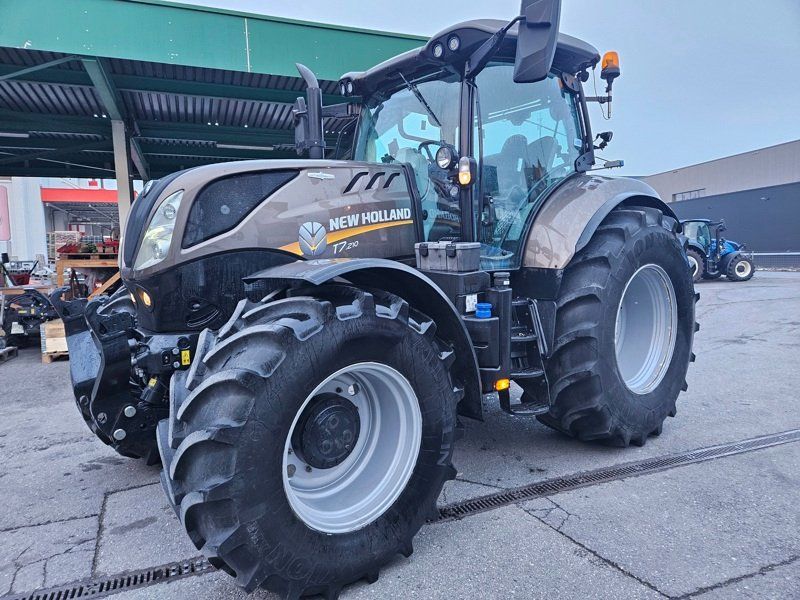 New Holland Traktoren: Traktor New Holland T7.210 AC GPS Ready – Gebraucht aus Mels von lad_8ctm 3