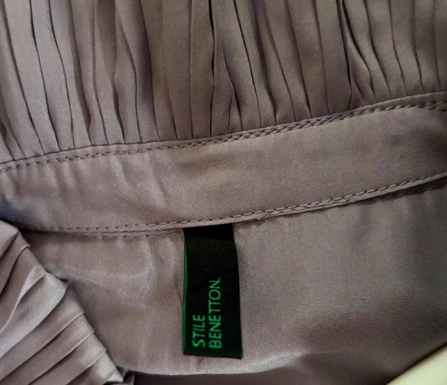 Benetton Camicette: Benetton Seidenbluse – Usato da Turgi venduto da dewi2003 3