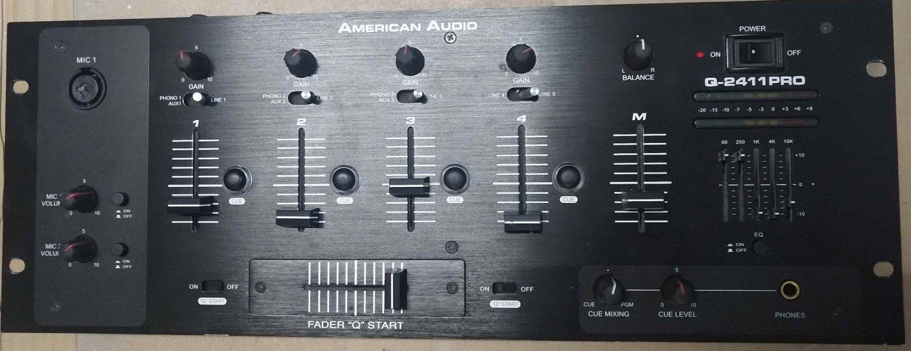 Platines de mixage: DJ Mixer American Audio – D'occasion à Hemishofen par Roefix94