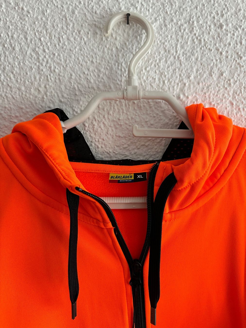 Pulls & Sweat-shirts: Warme Pullover Gr. XL mit Kapuze – Neuf avec emballage d'origine à Domat/Ems par tip-top007 2