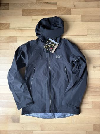 arcteryx Regenjacke, goretex, grösse L, schwarz