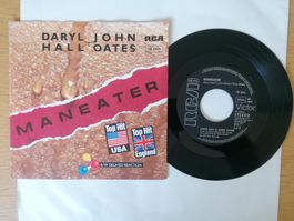 Daryl Hall + John Oates -- Maneater 7" Vinyl