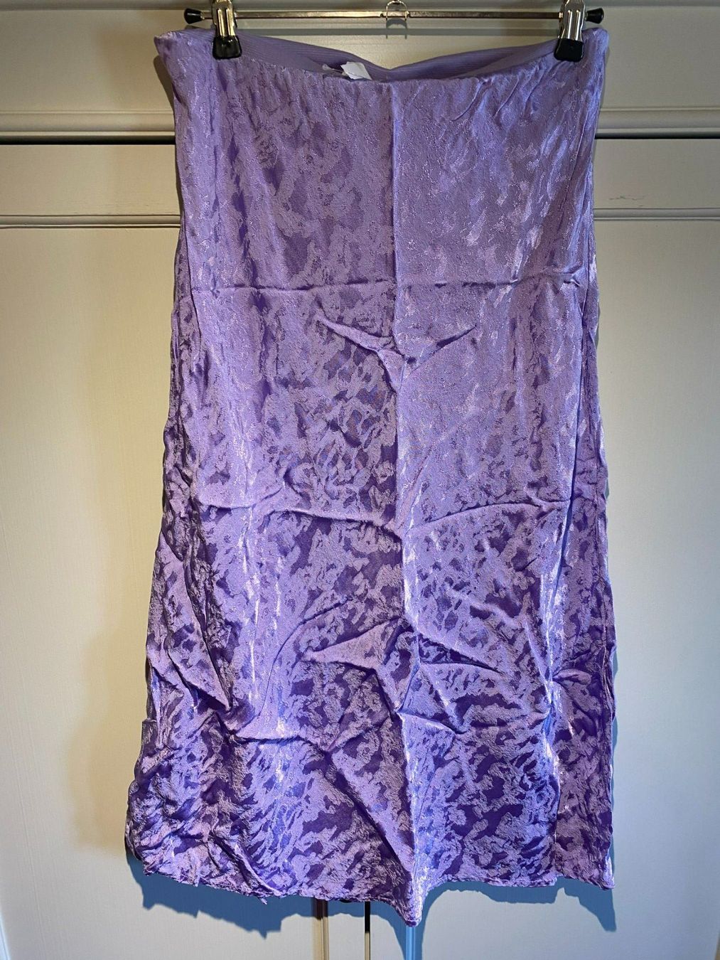 Röcke: DAMENROCK-SATIN STOFF-LILA – Neu und originalverpackt aus Meienried von ManuelaBoutique 6