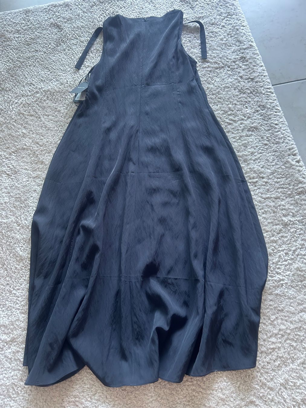 Massimo Dutti Robes: Robe Massimo Dutti neuve – D'occasion à Courrendlin par loko2910 3