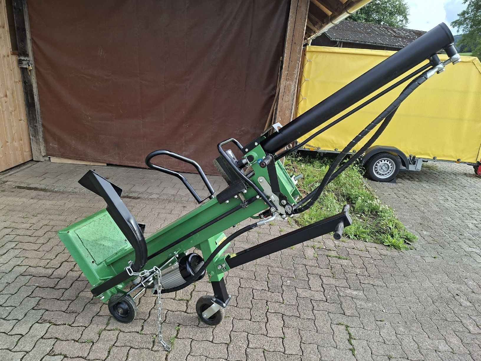 Tutte le macchine: Holzspalter 14 Tonne, 400V – Usato da Niederuzwil venduto da peter.