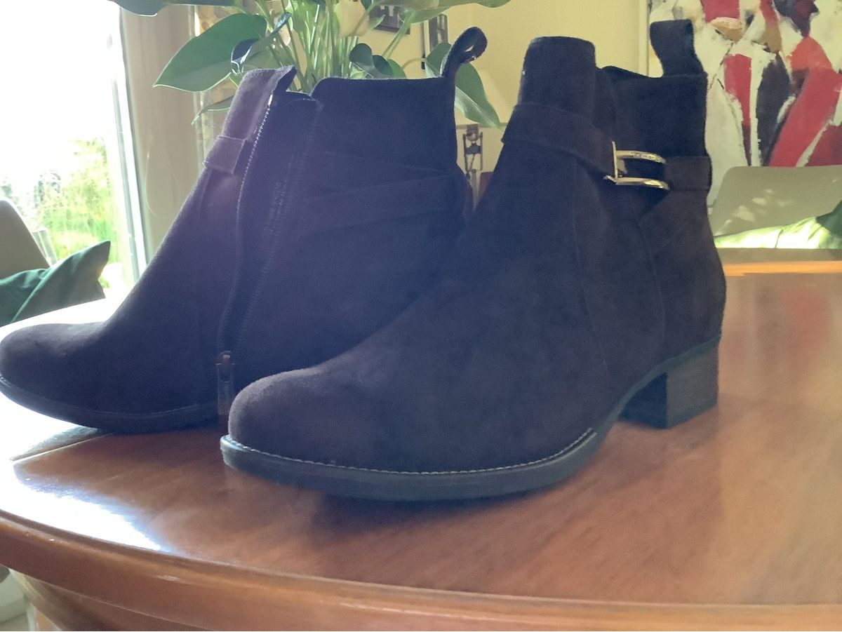 Scarpe da donna: Stiefeletten braunWildleder – Nuovo (secondo la descrizione) da Luterbach venduto da Klematis01