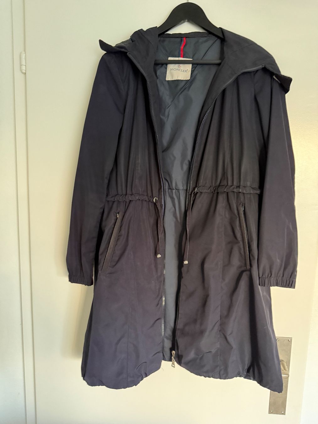 Moncler Manteaux: Windmantel Moncler – Défectueux à Küsnacht ZH par nat_m97w