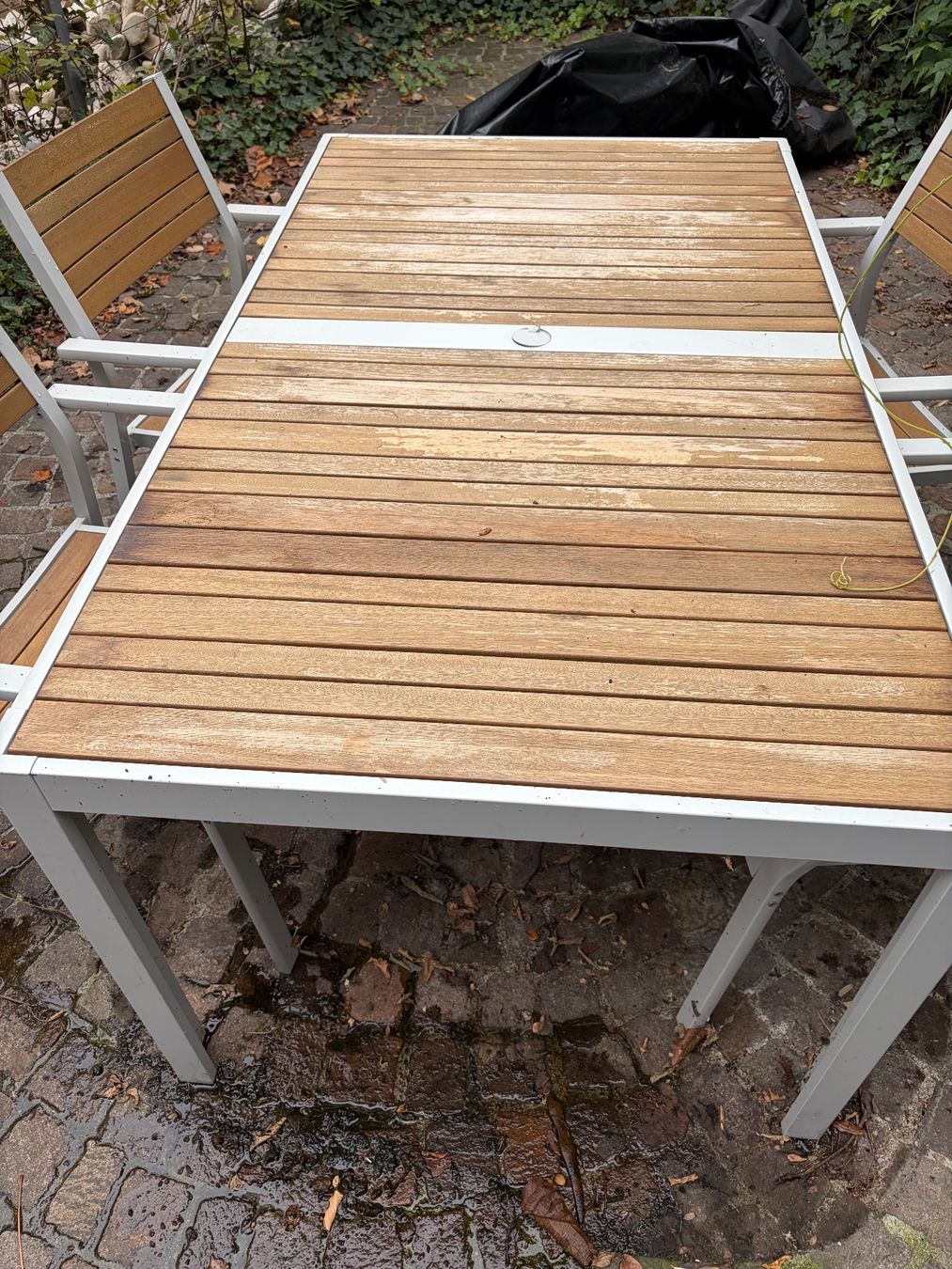 Ikea Tavoli: Gartentisch mit 4 Stühlen – Usato da Lenzburg venduto da ben_z2xf 1