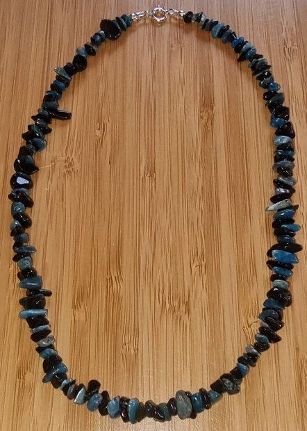Catenine: Halskette Obsidian & Apatit Splitter 48,5cm. – Nuovo e nell'imballaggio originale da Zetzwil venduto da Sonneblueme987