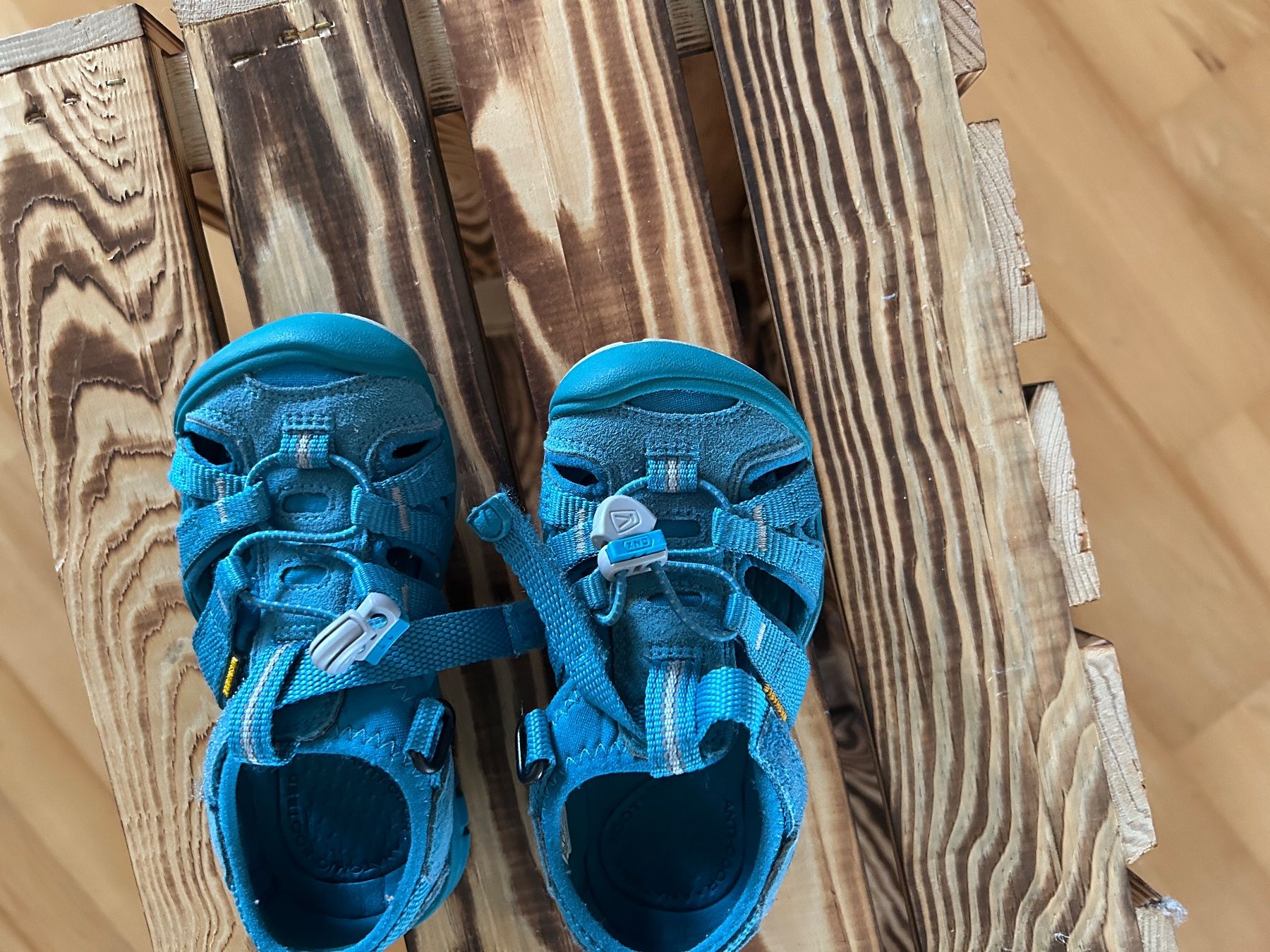Keen Scarpe per ragazzi: Wanderschuh - Keen, Größe 25/26 – Usato da CHAM venduto da kam_6slh