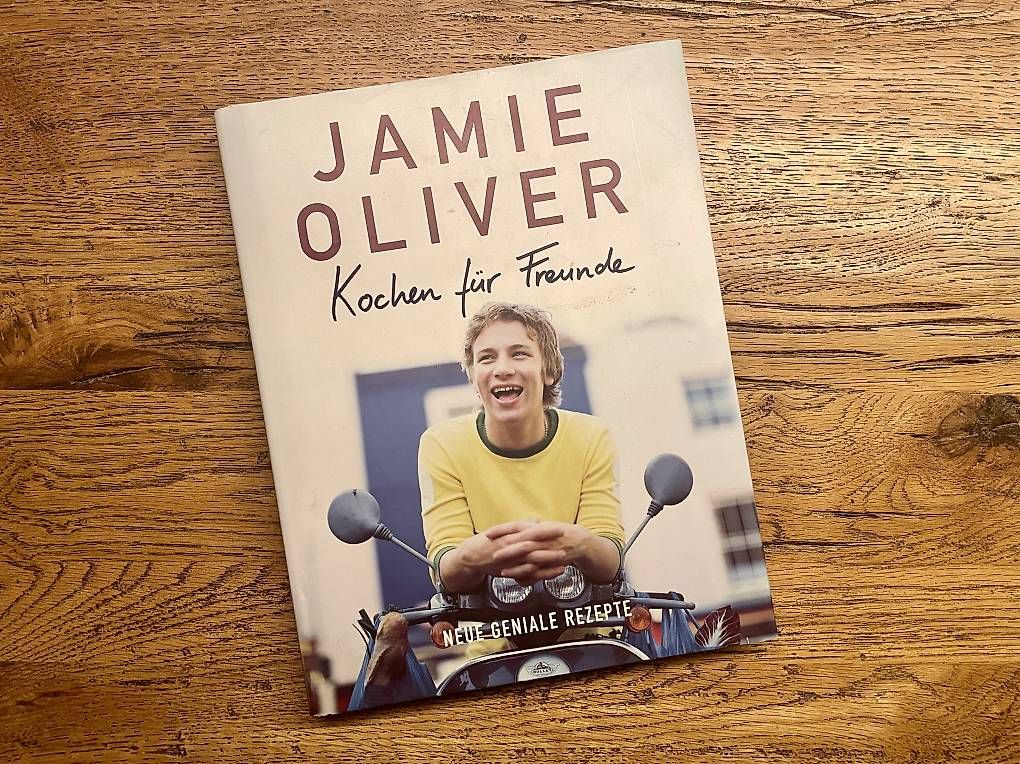 Livres: Jamie Oliver - Kochen für Freunde – D'occasion à Köniz par renoo