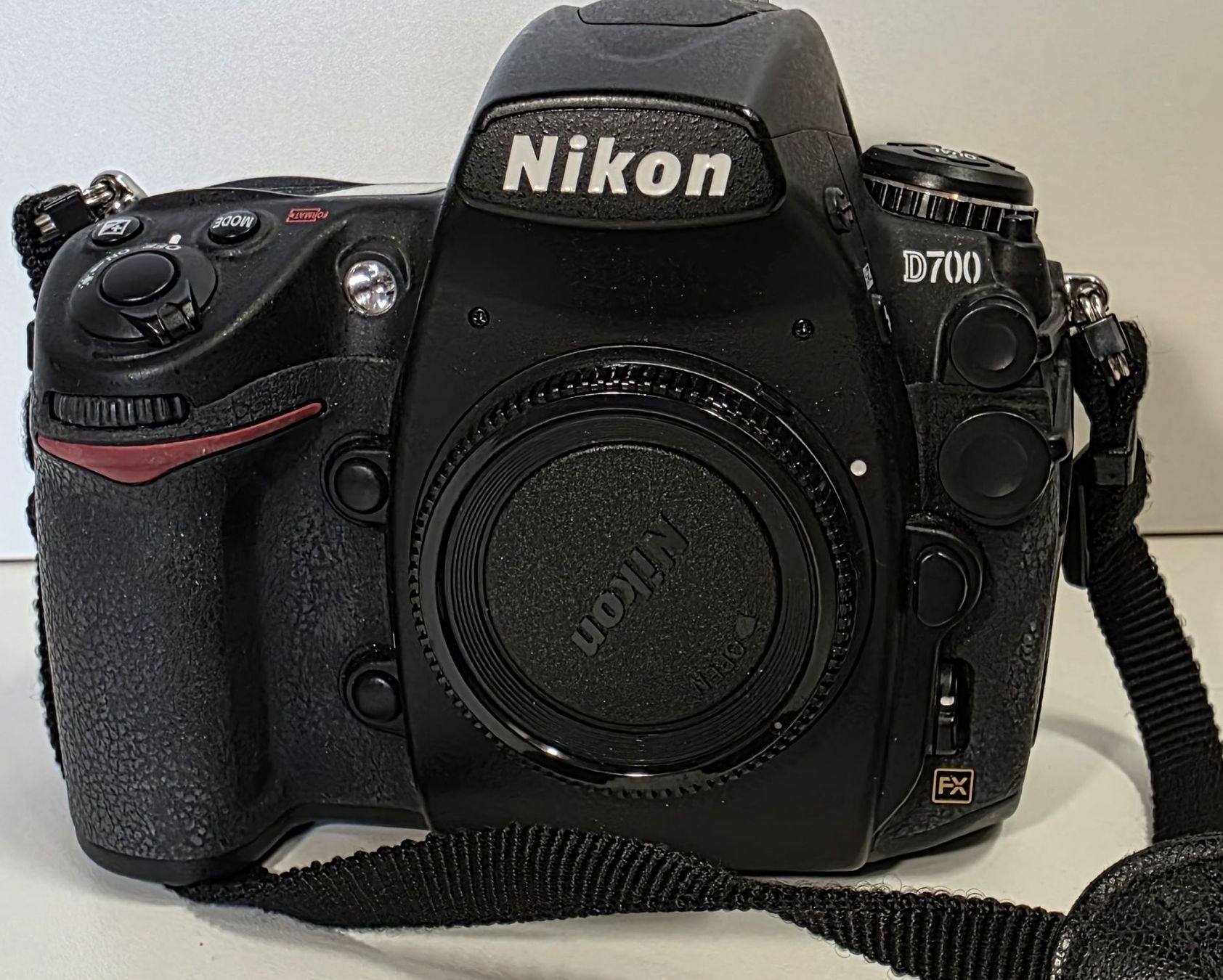 Nikon Fotocamera: Digitalkamera Nikon D700 Vollformat gebraucht – Usato da Meikirch venduto da Letgo01