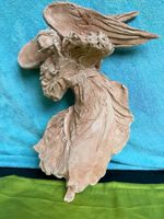 Belle figurine en terre cuite