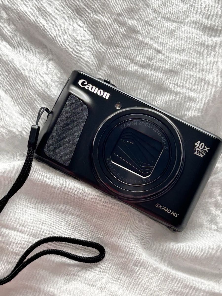 Canon Fotocamera: Canon SX740 HS PowerShot – Nuovo (secondo la descrizione) da Ittigen venduto da ser_2cxt 1