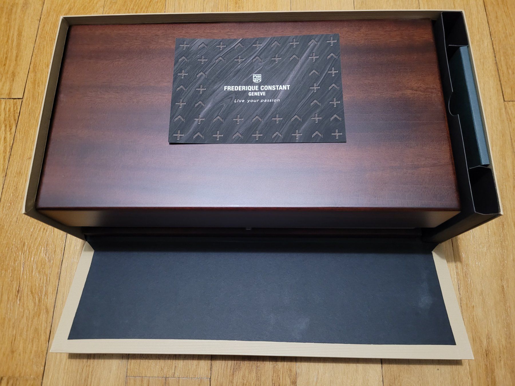 Frederique Constant Orologi: Frédérique Constant Runabout Automatique Edition Limitée – Nuovo (secondo la descrizione) da Petit-Lancy venduto da Eddy222 4