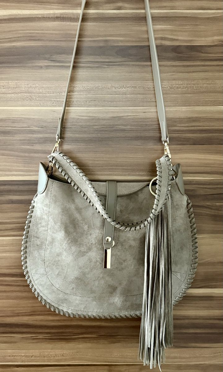 Taschen für Damen: Damen Tasche – Neu (gemäss Beschreibung) aus Zürich von Nika017