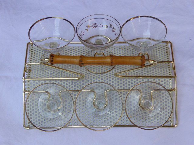 Autres articles pour la maison: Gläserhalter Gläser Halter 50er 60er Jahre – D'occasion à Buochs par hubi98