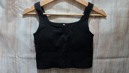 🎉 Nahtloses Sport-Top / Crop Bra - S - Black