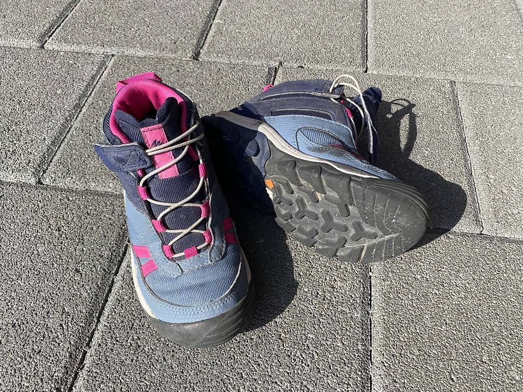 Scarpe per ragazzi: Quechua Wanderschuhe, Grösse 27/28 – Usato da Goldau venduto da mic_m6k9